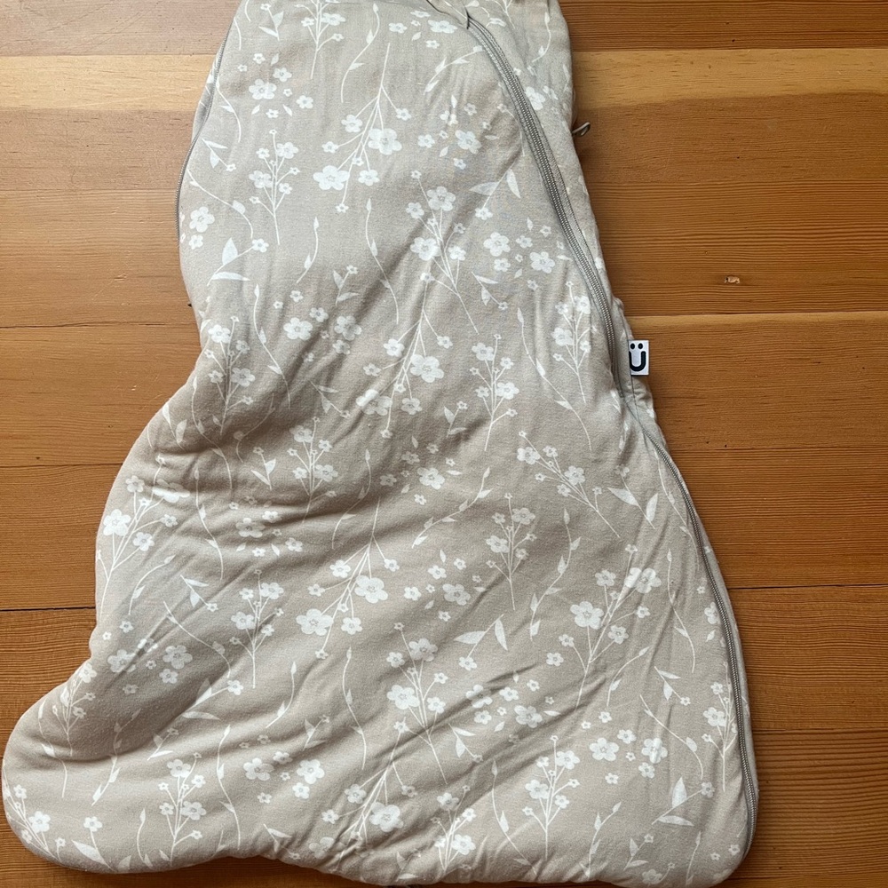Gunamuna 0-3 month transitional swaddle sleep sack